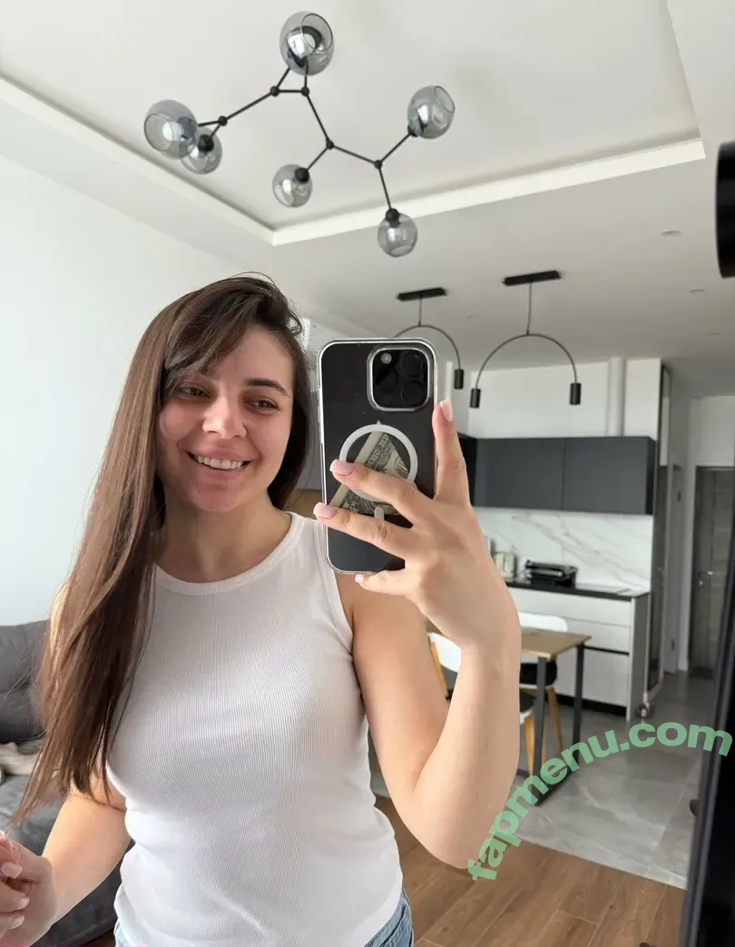 oli_viaa nude photo #0004 (oli_viaa)