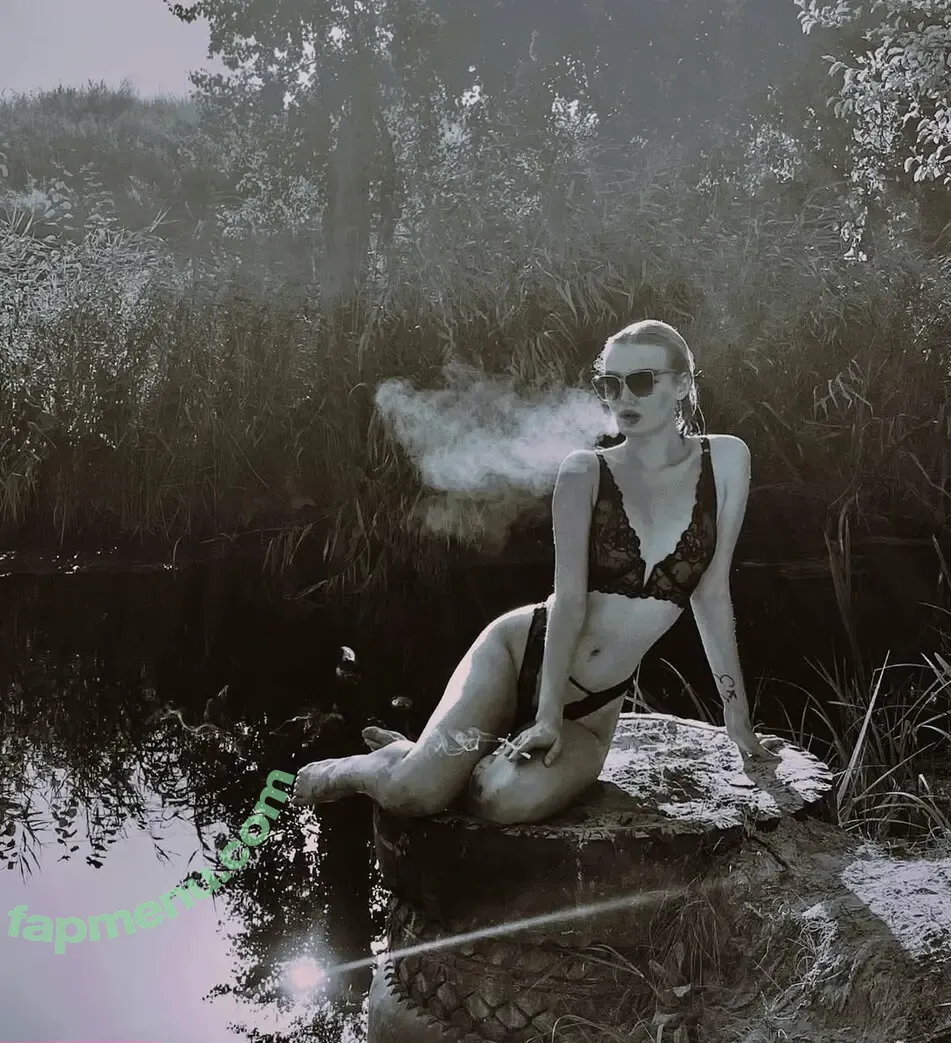 olia.miro nude photo #0015 (olia.miro)