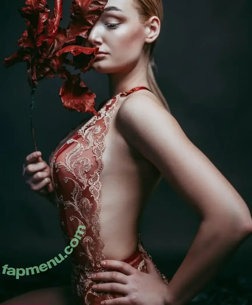 olia.miro nude photo #0029 (olia.miro)