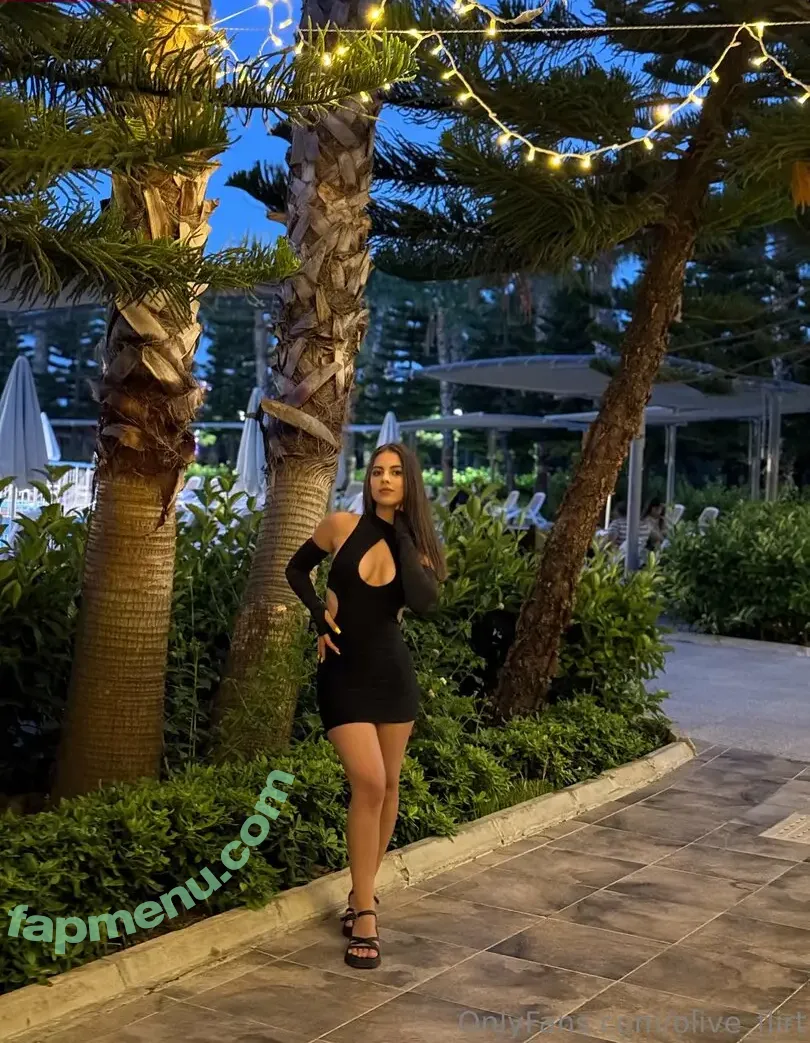 olive_flirt nude photo #0004 (olive_liverr)