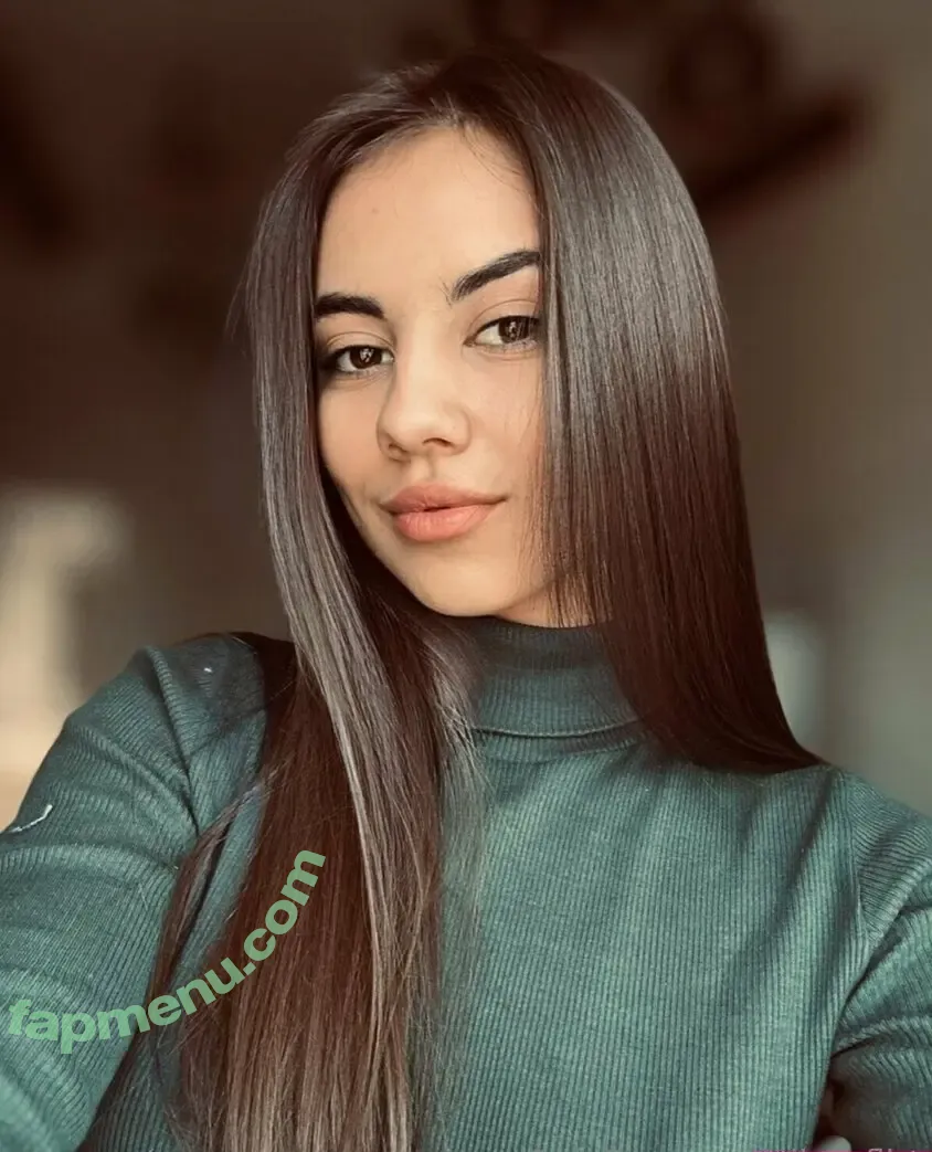 olive_flirt nude photo #0020 (olive_liverr)