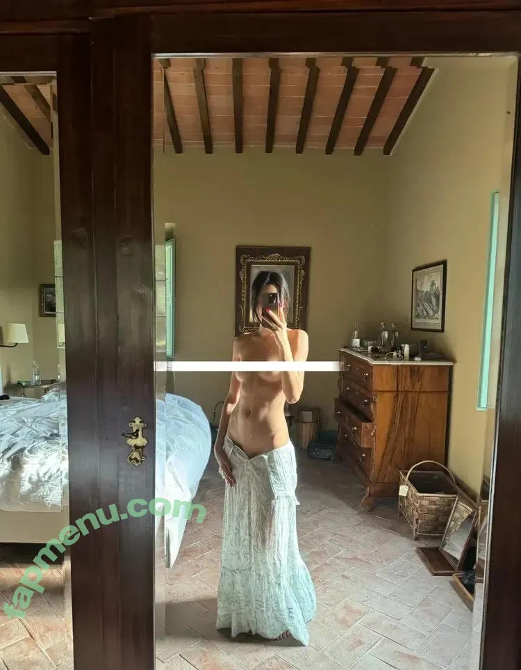 Olive Oren nude photo #0021 (Olive_Oren / oliveoren / oliveoren_losangeles)