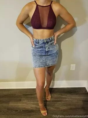 Olivebeauty69 / olivebeautyuk nude photo #0031