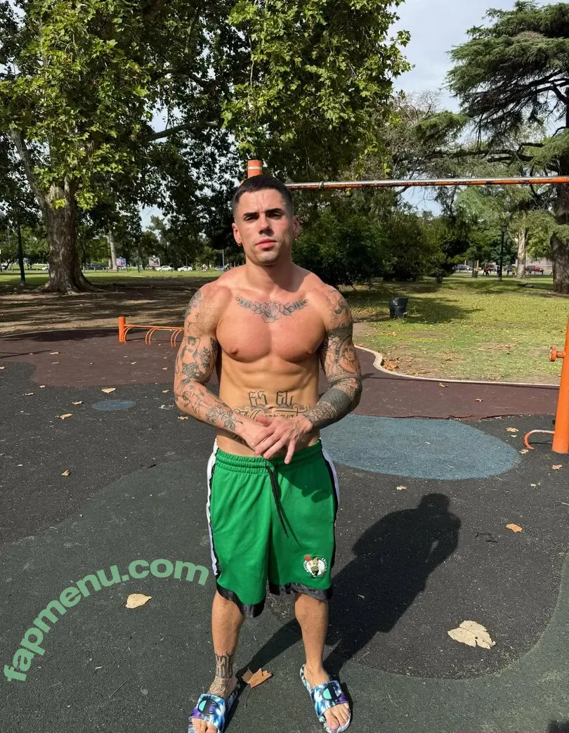olivercolt nude photo #0025 (theolivercolt)