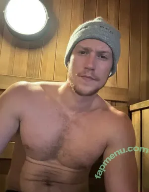 oliverflynn / oliverflynnmusic nude photo #0010