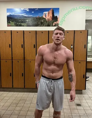 oliverflynn / oliverflynnmusic nude photo #0013