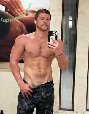 oliverflynn / oliverflynnmusic nude photo #0027