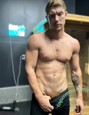 oliverflynn / oliverflynnmusic nude photo #0083