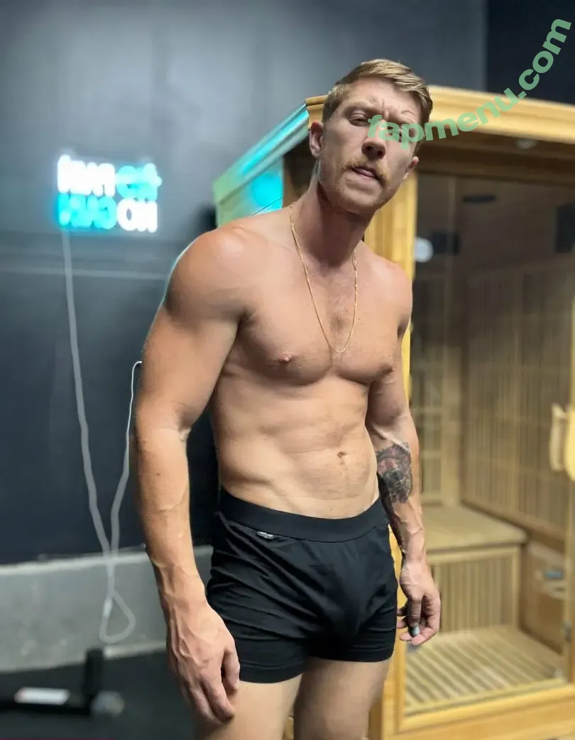 oliverflynn nude photo #0064 (oliverflynnmusic)