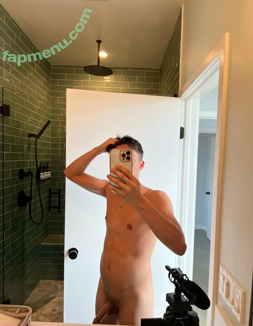 oliversummer nude photo #0003 (oliversummerr)