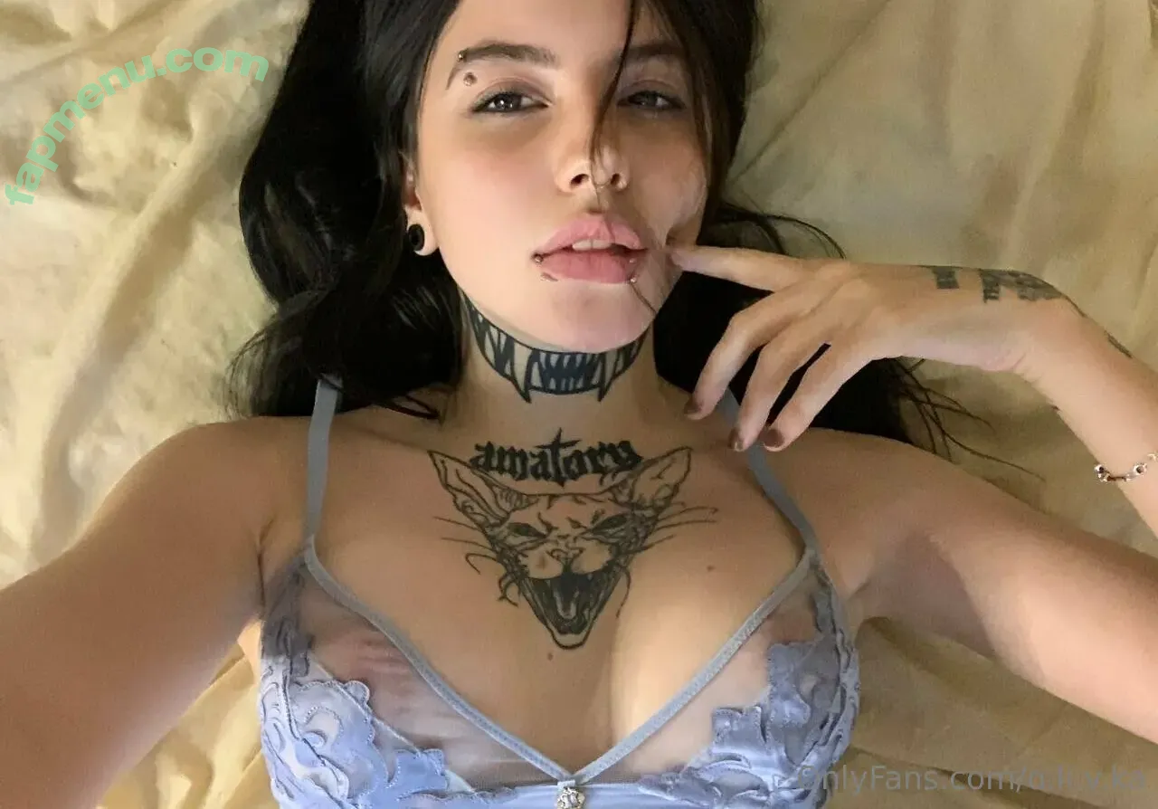 olivi_cheeky nude photo #0029 (thatsaspicyolive)