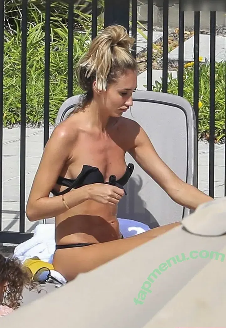 Olivia Attwood nude photo #0132 (oliviajade_attwood / oliviajadeattwood)