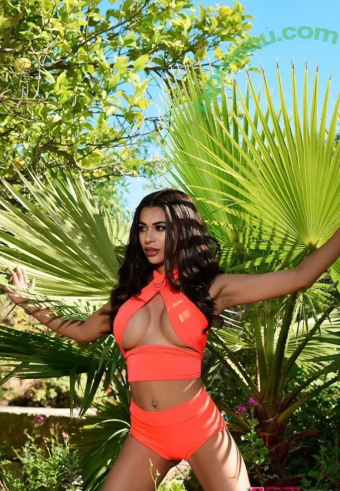 Olivia Berzinc nude photo #0318 (oliviaberzinc)