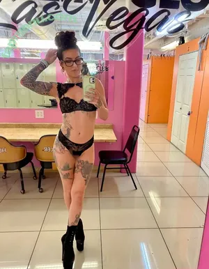 Olivia Black / askmissoliviablack / oliviablack2020 nude photo #0035