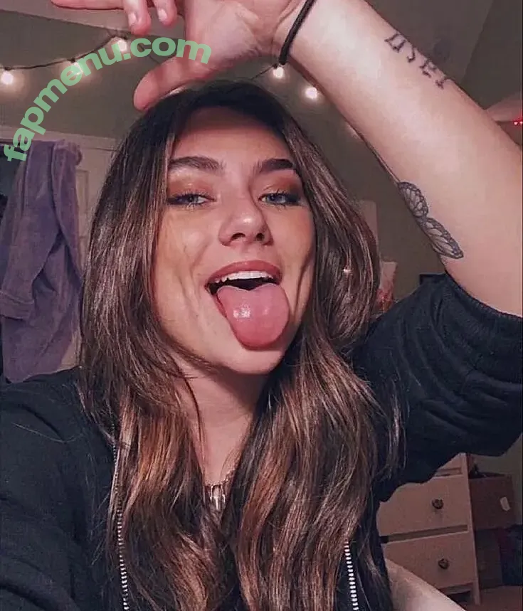 Olivia Boeyink nude photo #0022 (oliviaboeyinkvip / oliviaryanboeyink)