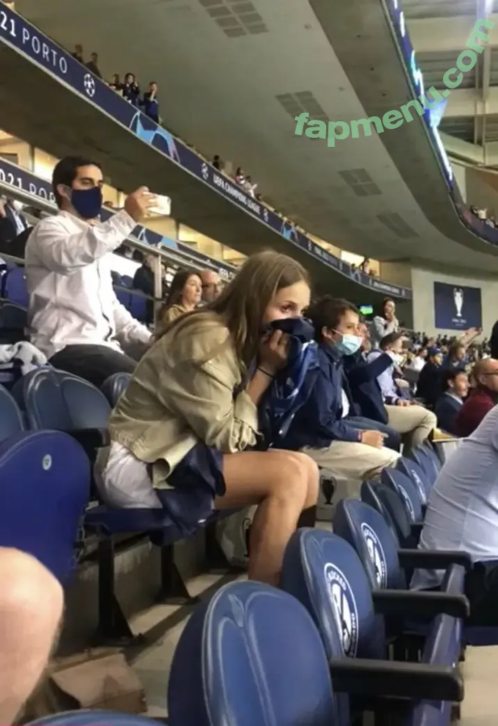 Olivia Buzaglo nude photo #0005 (Olivia Buzaglo)