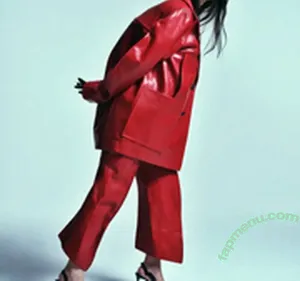 Olivia Cooke / livkatecooke nude photo #0029