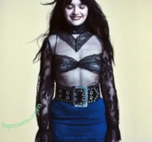 Olivia Cooke / livkatecooke nude photo #0039