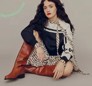 Olivia Cooke / livkatecooke nude photo #0042