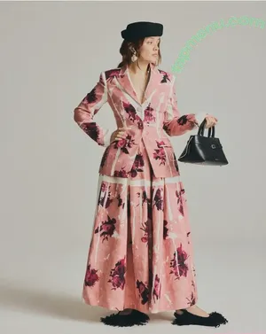 Olivia Cooke / livkatecooke nude photo #0742