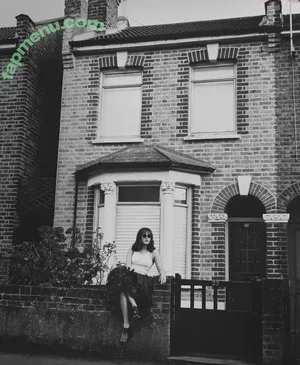 Olivia Cooke / livkatecooke nude photo #0857