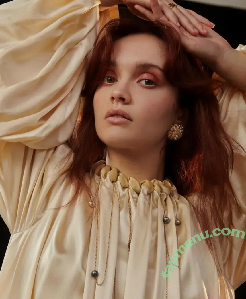 Olivia Cooke nude photo #0032 (livkatecooke)