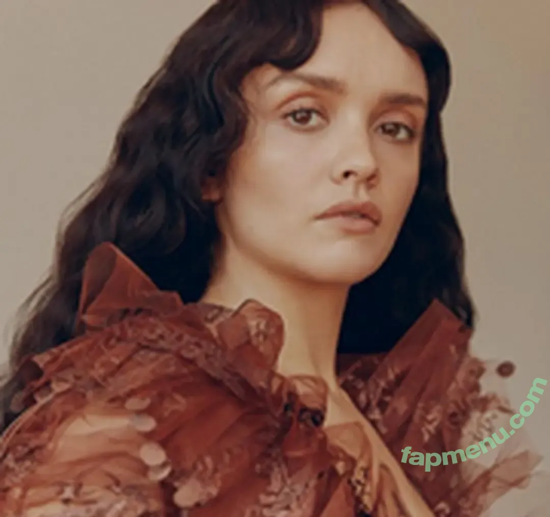 Olivia Cooke nude photo #0040 (livkatecooke)