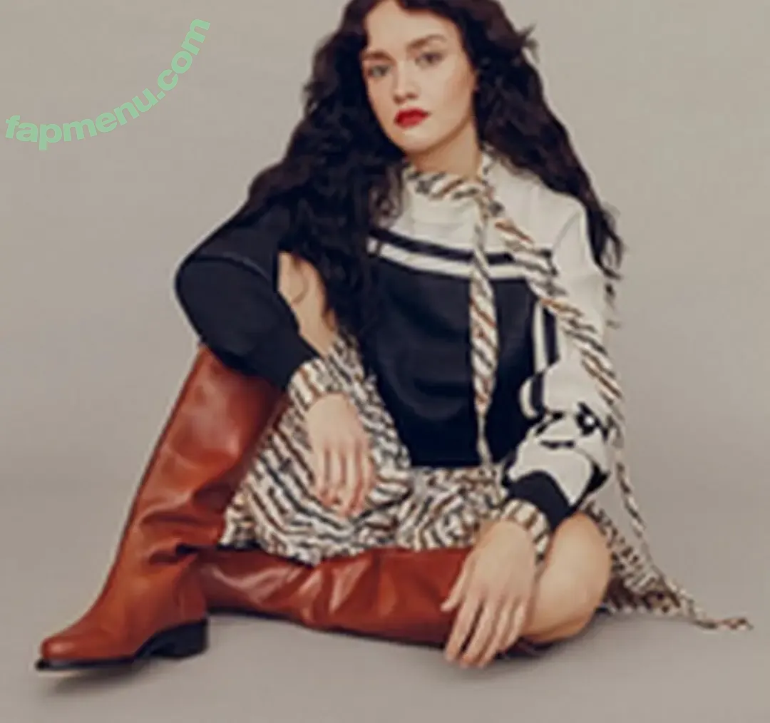 Olivia Cooke nude photo #0042 (livkatecooke)