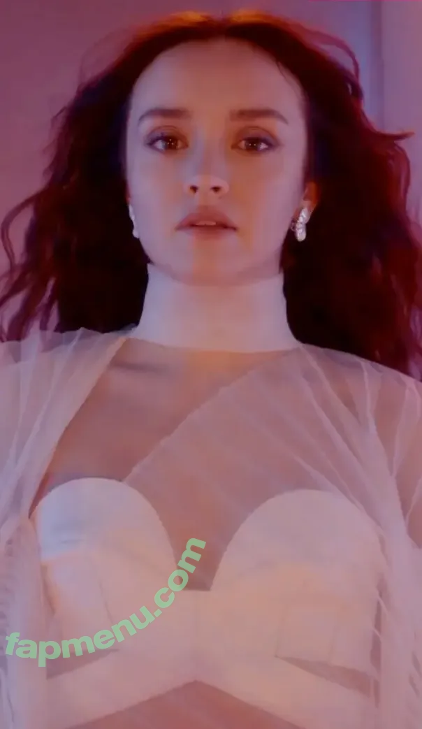 Olivia Cooke nude photo #0048 (livkatecooke)