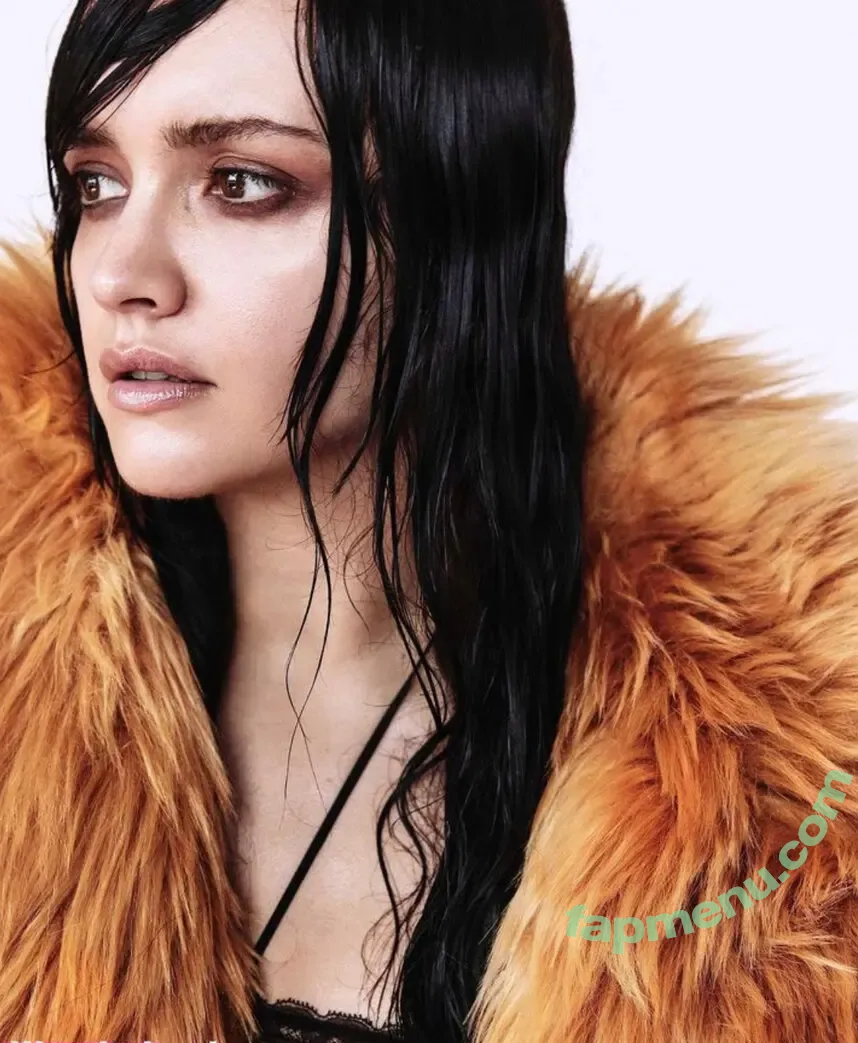 Olivia Cooke nude photo #0069 (livkatecooke)