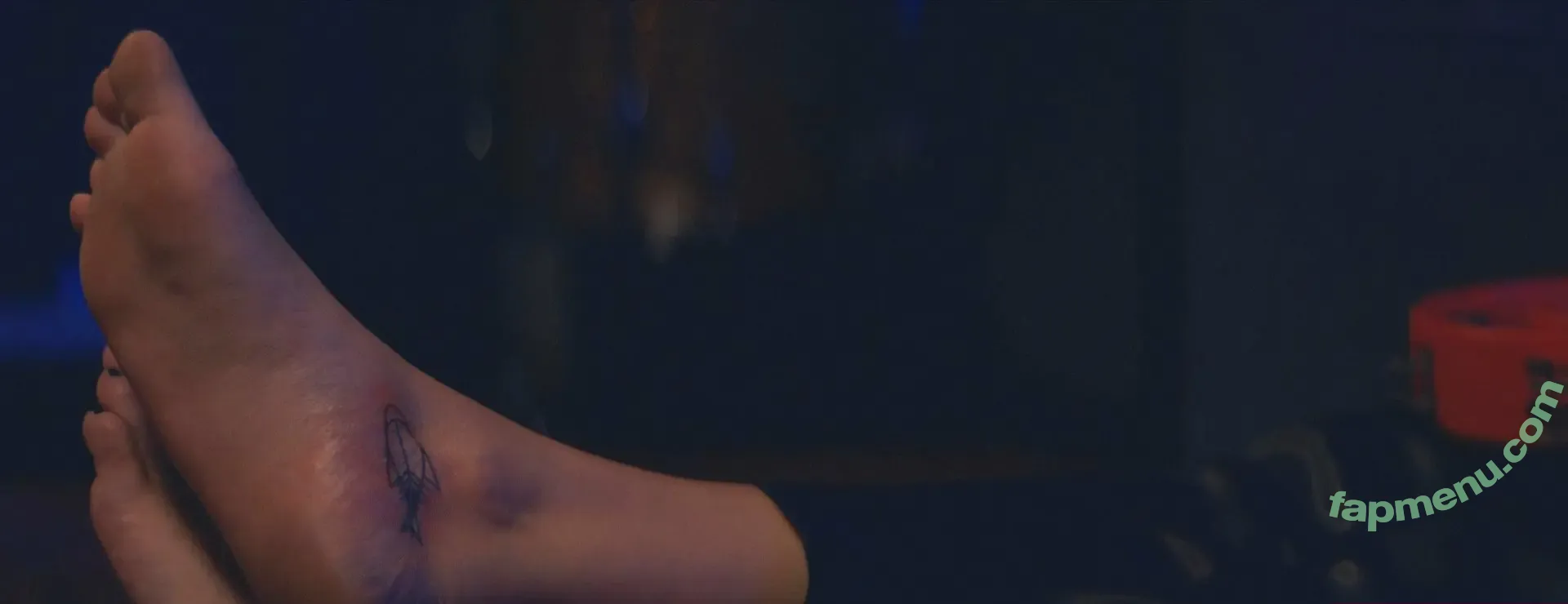 Olivia Cooke nude photo #0124 (livkatecooke)