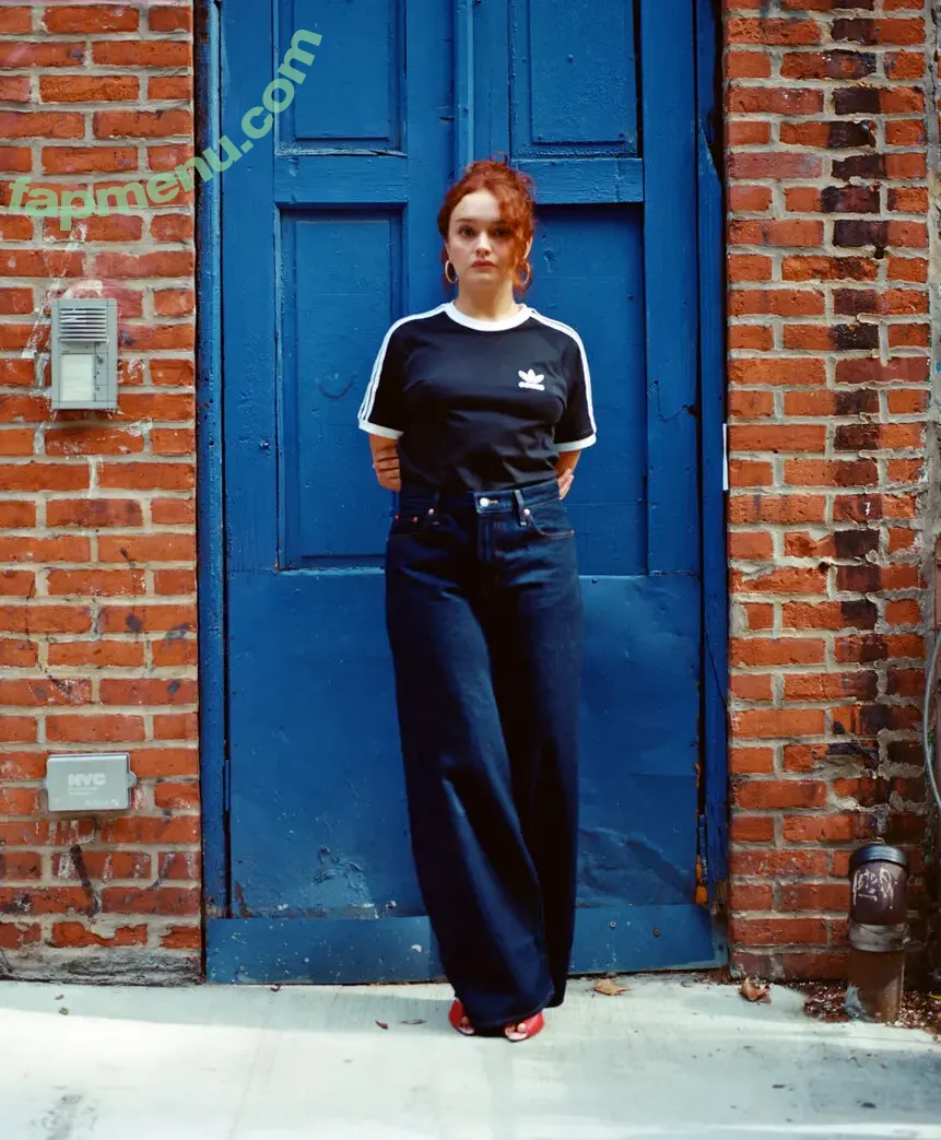 Olivia Cooke nude photo #0829 (livkatecooke)