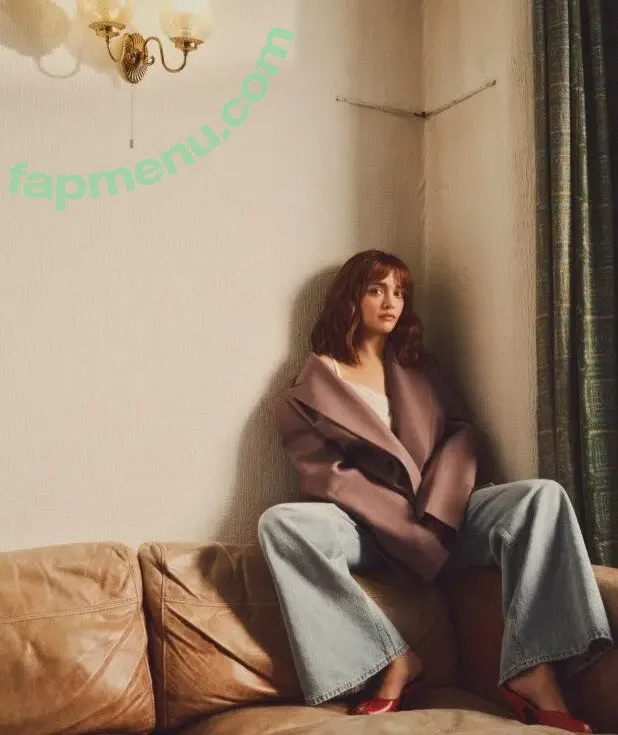 Olivia Cooke nude photo #0854 (livkatecooke)