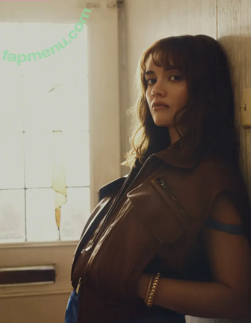 Olivia Cooke nude photo #0858 (livkatecooke)