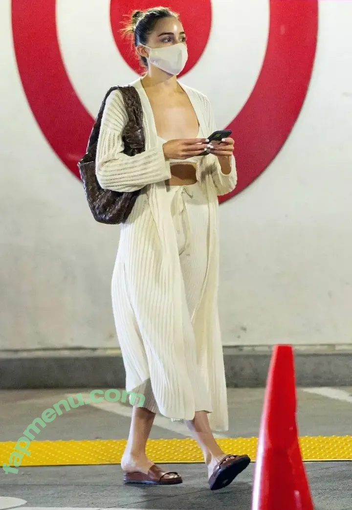 Olivia Culpo nude photo #1390 (oliviaculpo)