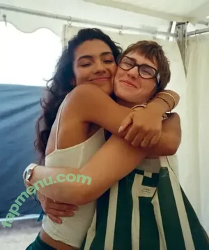 Olivia Dean / oliviadean nude photo #0056