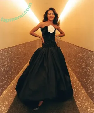 Olivia Dean / oliviadean nude photo #0062