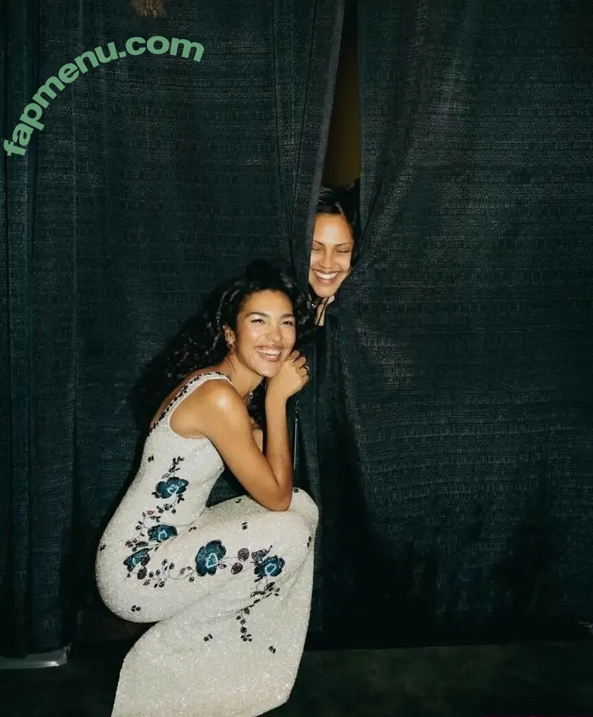 Olivia Dean nude photo #0059 (oliviadean)