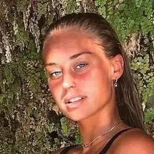 Olivia Elliott / livi_fe nude photo #0020