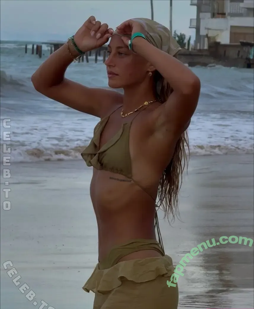 Olivia Elliott nude photo #0035 (livi_fe)