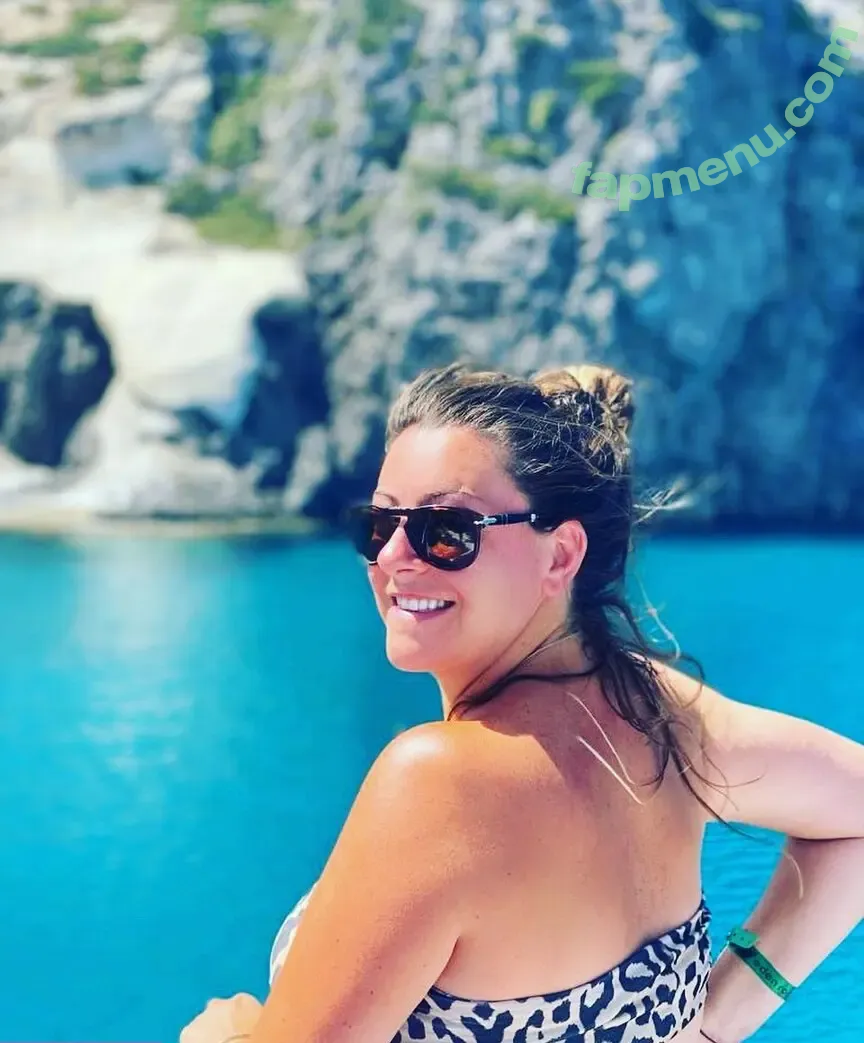 Olivia Grace Shanahan nude photo #0001 (ontourwithog)