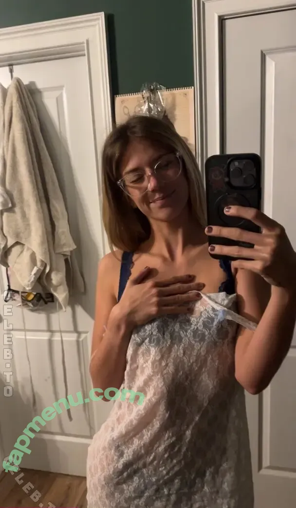 Olivia Hansley nude photo #0040 (olivia.hansleyyy / oliviahansley)