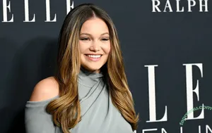 Olivia Holt / Non-Nude / Preview / olivia_holt nude photo #0890