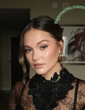 Olivia Holt / Non-Nude / Preview / olivia_holt nude photo #0892