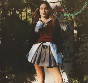 Olivia Holt / Non-Nude / Preview / olivia_holt nude photo #0899