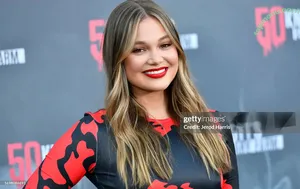 Olivia Holt / olivia_holt / wcrfcure nude photo #0950