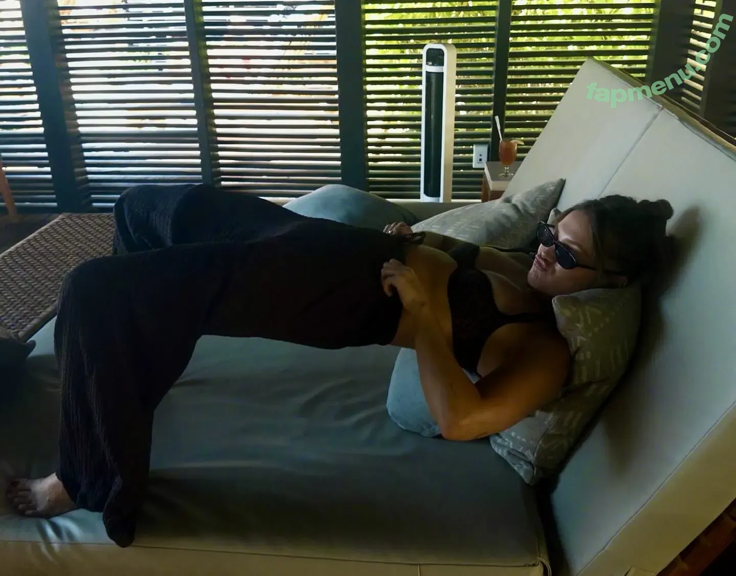 Olivia Holt nude photo #0716 (olivia_holt / wcrfcure)