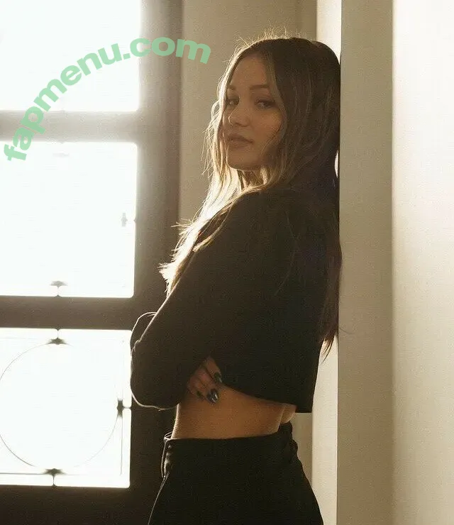 Olivia Holt nude photo #0835 (olivia_holt / wcrfcure)