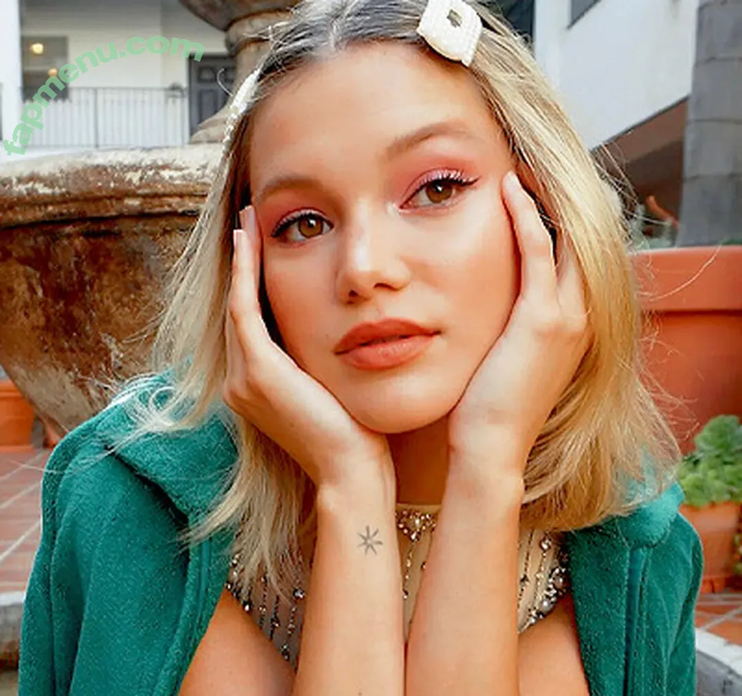 Olivia Holt nude photo #0850 (Non-Nude / Preview / olivia_holt)