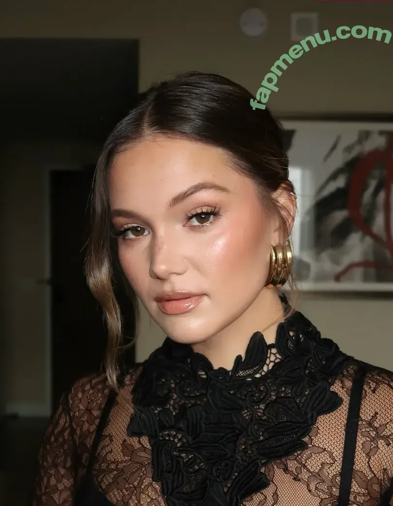 Olivia Holt nude photo #0892 (Non-Nude / Preview / olivia_holt)